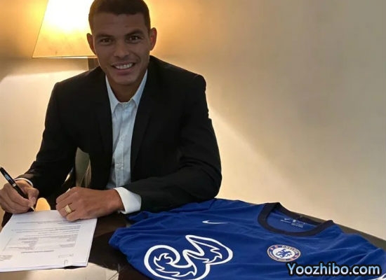 巴西后卫席尔瓦正式加盟<a href=/mianfeizuqiu/chelsea/ target=_blank class=infotextkey>切尔西</a>