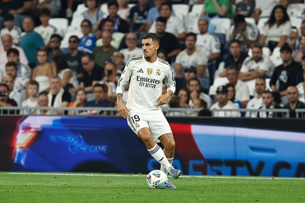 连轰4战3先发！阿斯：塞巴略斯锁定皇马中场主力