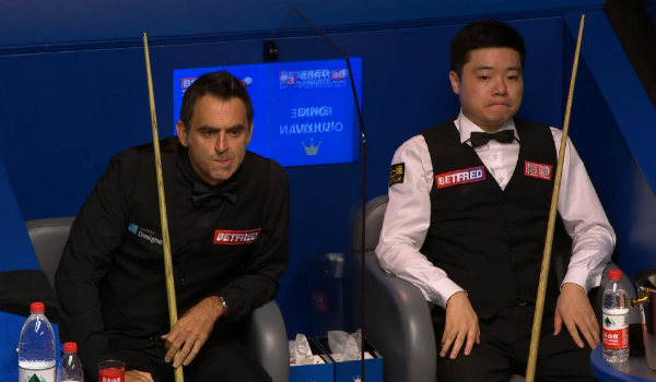 <a href=/mianfeitiyu/dingjunhui/ target=_blank class=infotextkey>丁俊晖</a>vs<a href=/mianfeitiyu/aslw/ target=_blank class=infotextkey>奥沙利文</a>直播