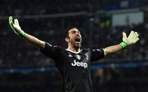 布冯曾经是足坛的超级门神