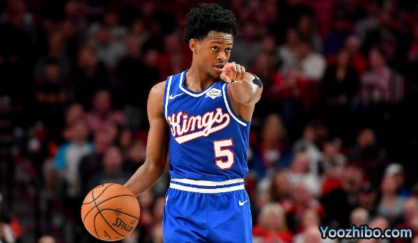 福克斯5年1.63亿提前续约<a href=/mianfeilanqiu/kings/ target=_blank class=infotextkey>国王</a>