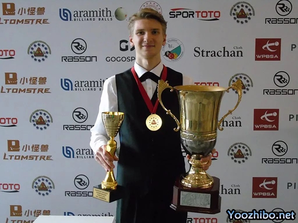 【斯诺克-要闻】肖国栋前天举办了婚礼,巡回锦标赛目前已经确定了9位参赛球员,颜丙涛表示2027年解禁后复出